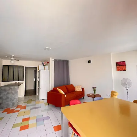 Appart Pop-Art Proche Autoroute, Plages Et Attractions, Wifi - Tv, Deco Stylee, Calme Bessan Exterior photo