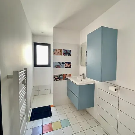 Appart Pop-Art Proche Autoroute, Plages Et Attractions, Wifi - Tv, Deco Stylee, Calme Bessan Exterior photo