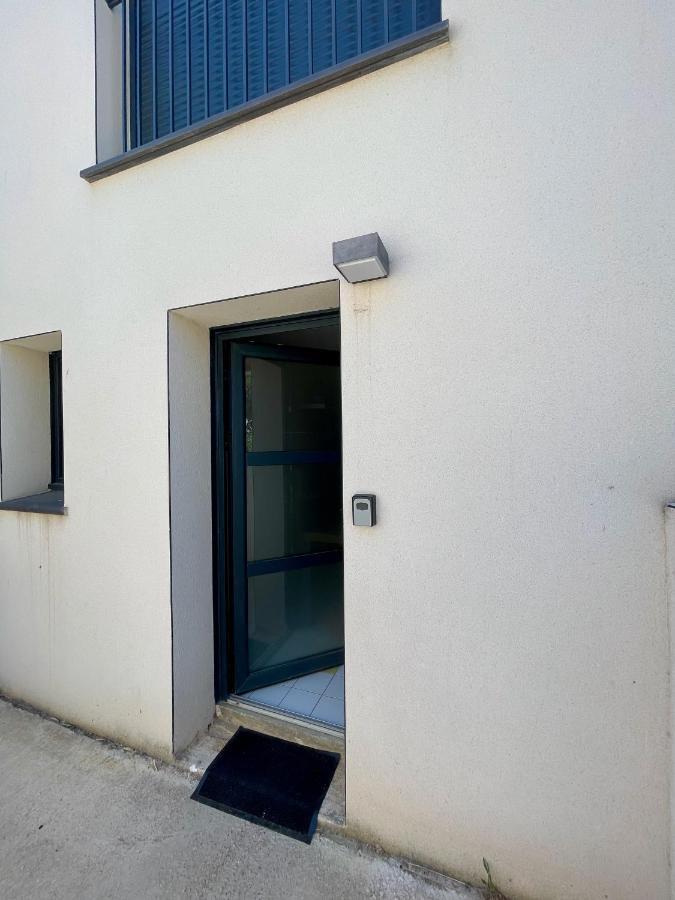 Pop-art Proche Autoroute, Plages Et Attractions, Wifi - Tv, Deco Stylee, Calme Apartment Bessan